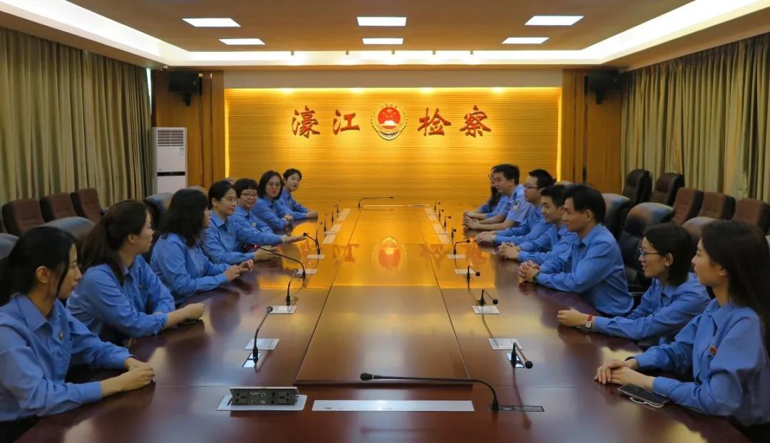 濠江论坛免费资料,实践经验解释定义_超值版81.986