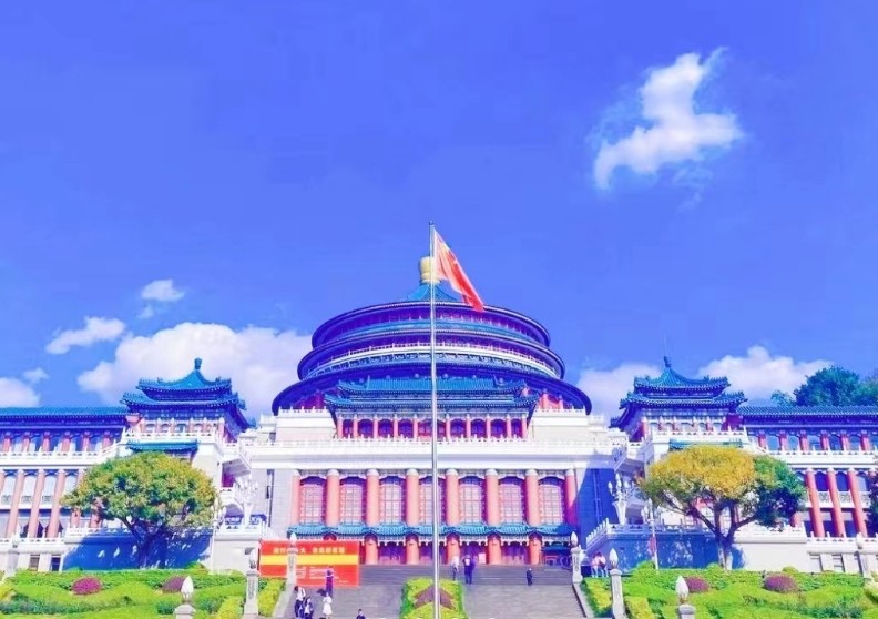 2024年新奥历史记录：艺术与创意产业的繁荣
