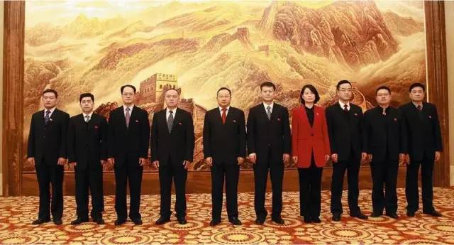 揭秘最新上海市委常委名单，一探魔都领导新阵容重磅揭晓！
