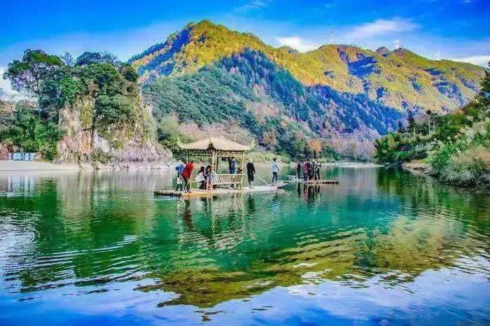 最新章节揭秘，君天澜沈妙言探寻自然美景之旅，寻找内心平静之旅