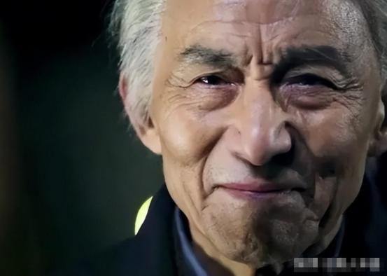 老戏骨游本昌的温馨日常生活