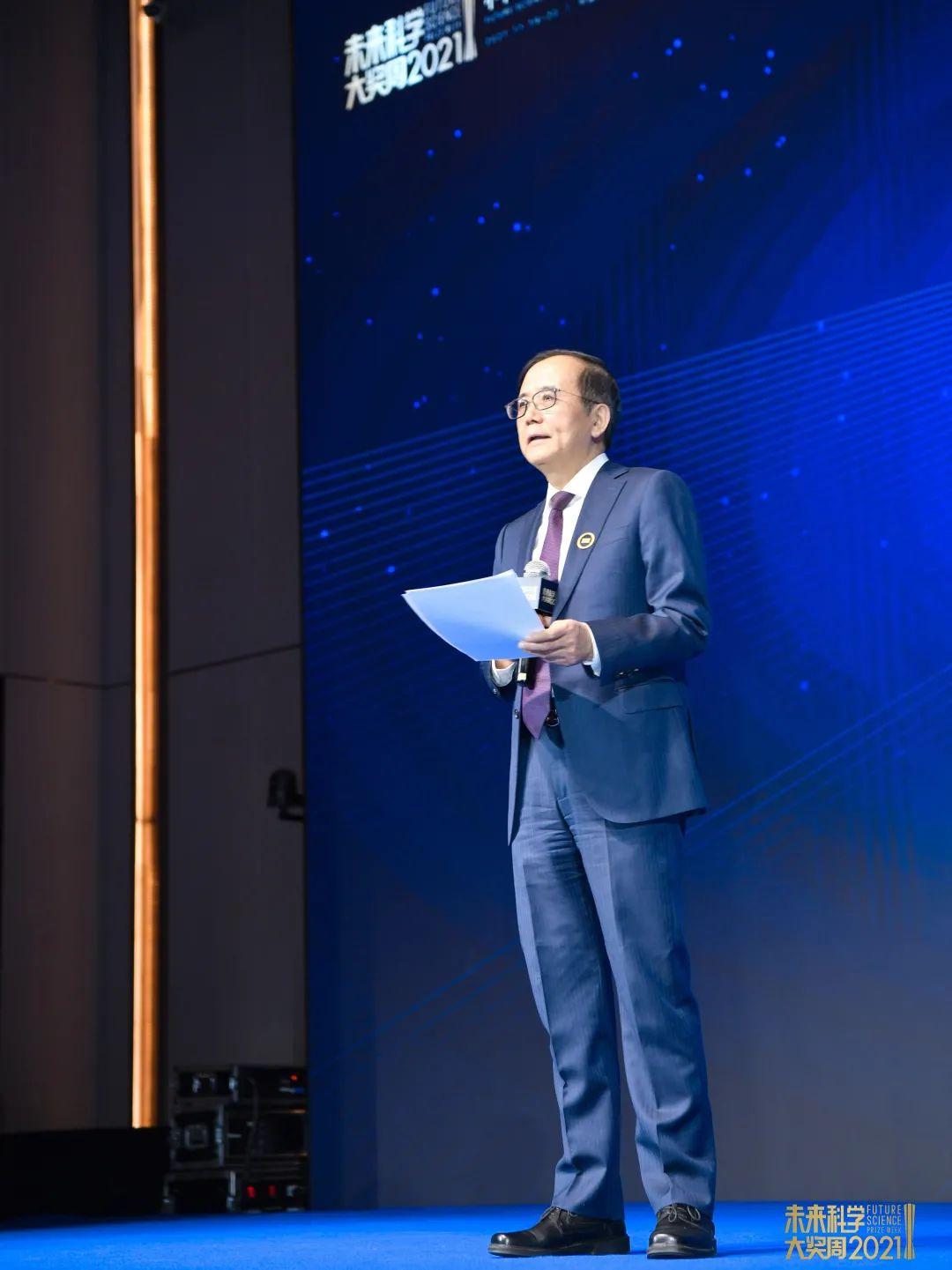 探索前沿科技的无限可能，最新巻科技前沿探索报告