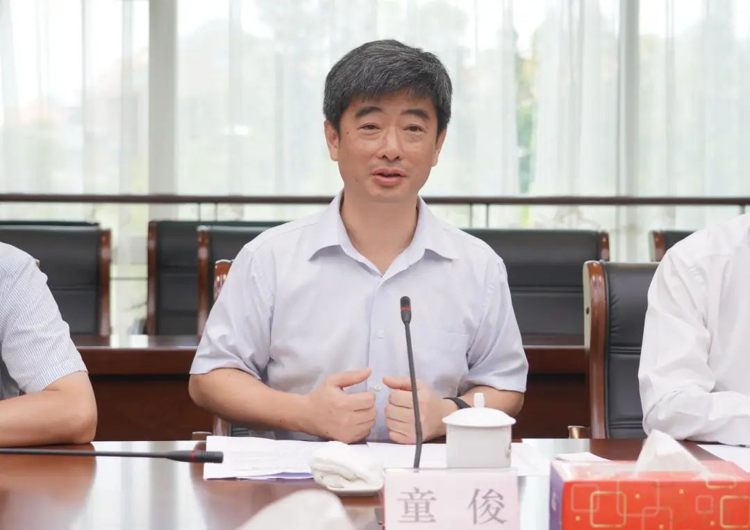 杨思涛最新任命，科技新星引领智能生活新纪元