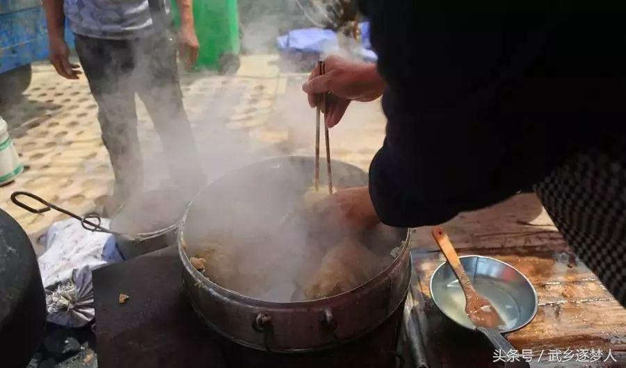 小巷宝藏与特色小店探索