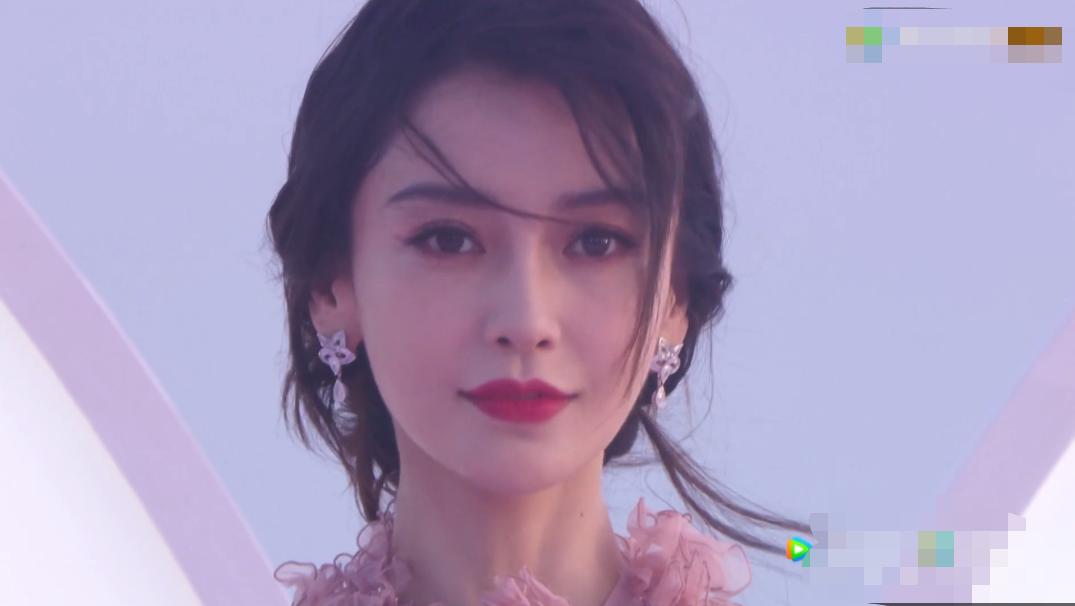 看脸时代最新话，心灵与自然的美景之旅