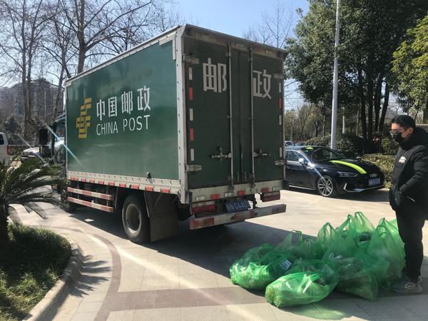 交通部专车最新动态与小巷独特小店探秘
